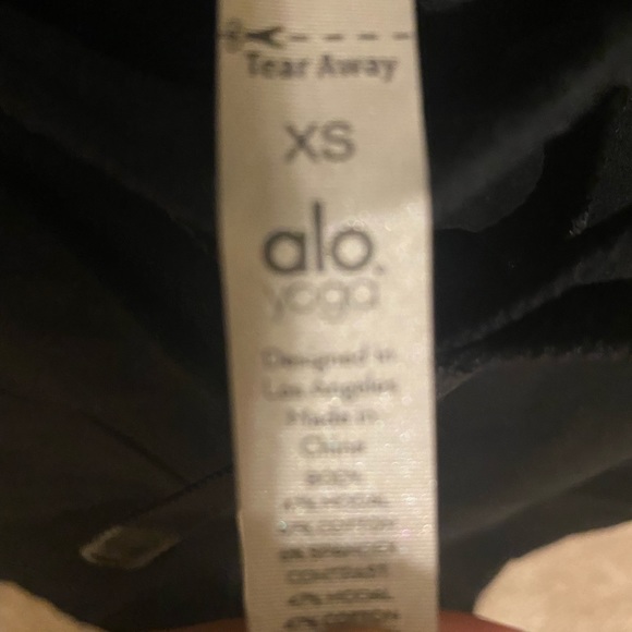 Alo yoga Moro sweatpants. Size small. Good condition. Super soft and comfortable - Picture 5 of 7